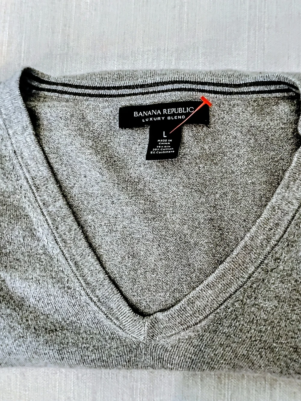 Banana Republic Men's Gray V-Neck Luxury Blend Sweater
